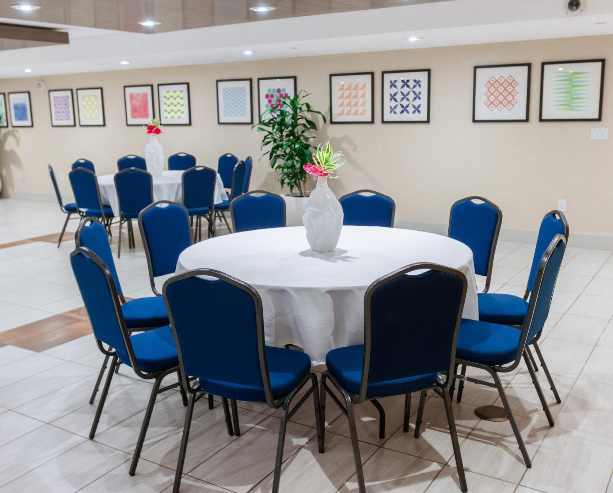 Holiday Inn Express Waikiki By Ihg Honolulu Exteriér fotografie